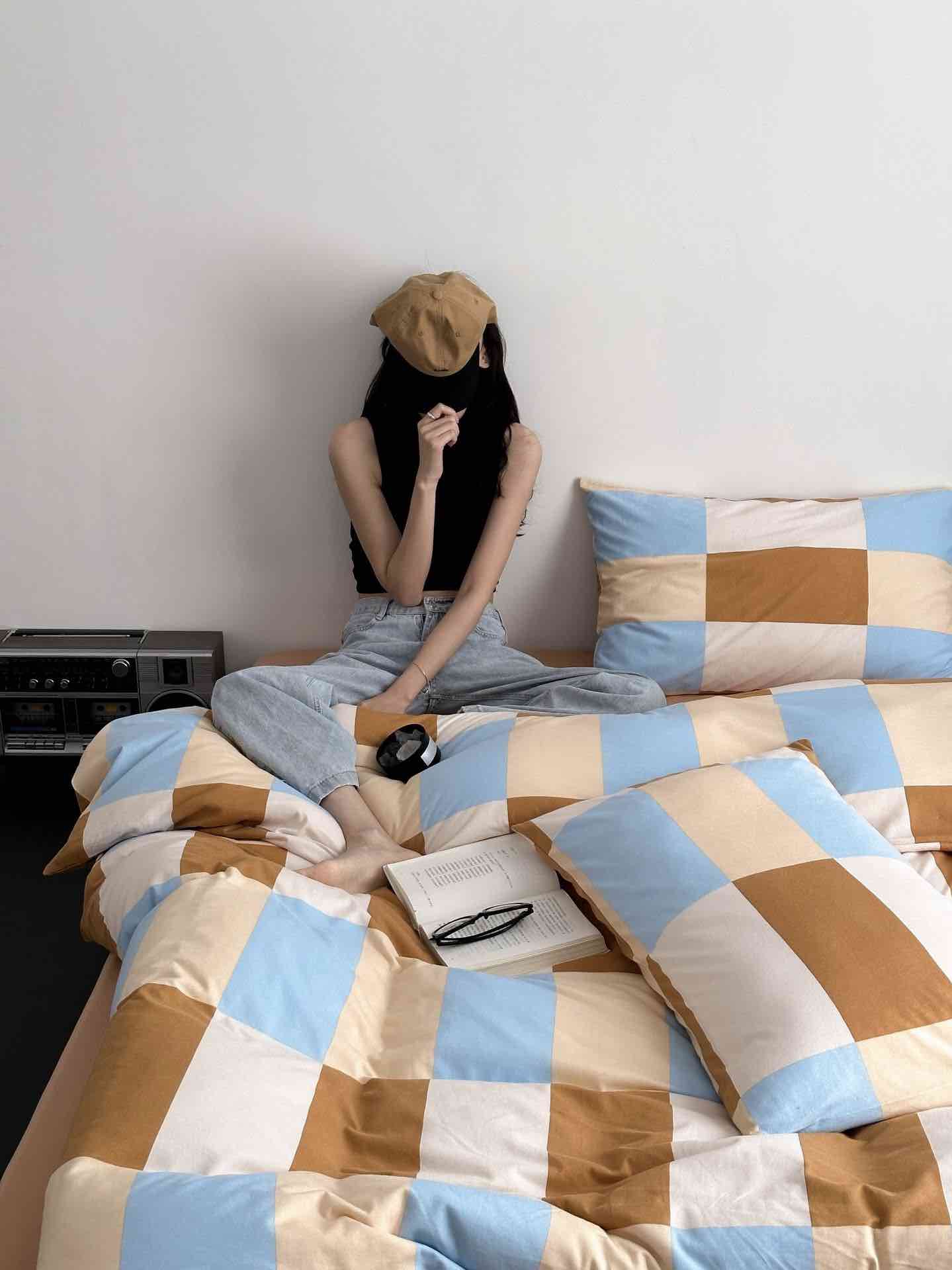 Checked Retro Queen Duvet Cover Set With Pillowcases & Fitted Sheet